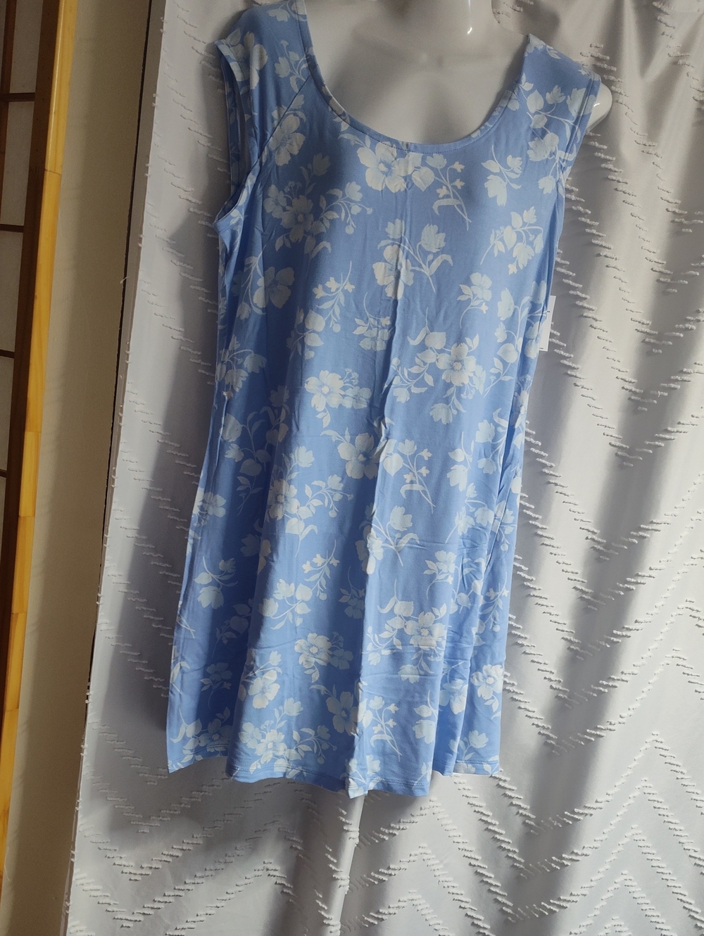 Old Navy Blue And White Sleeveless Dress Size Medium